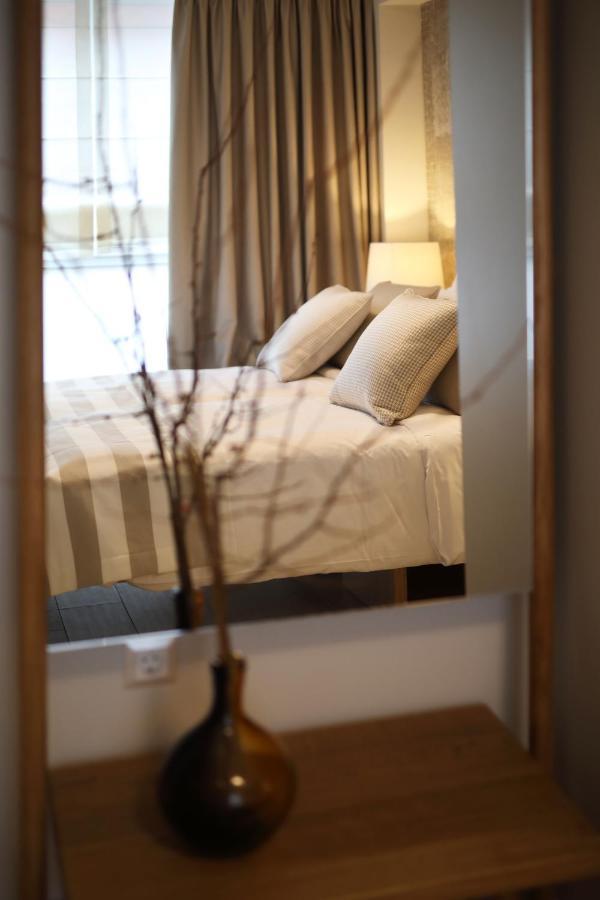 Love Lifestyle Suite Атина Екстериор снимка